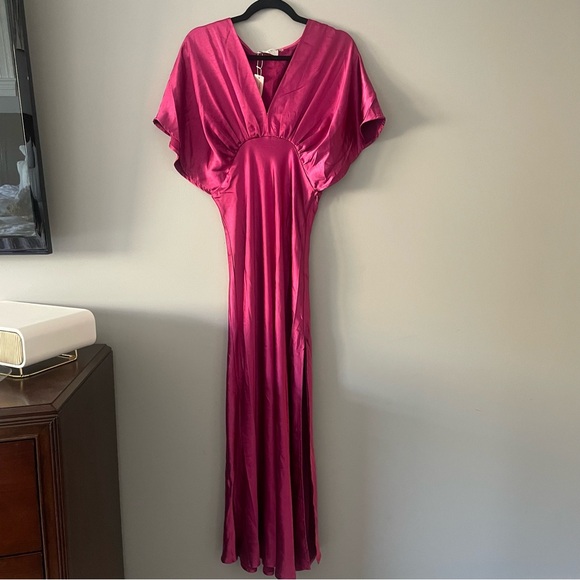 Petal & Pup Ricki Maxi Dress in Magenta-NWT - Picture 7 of 9